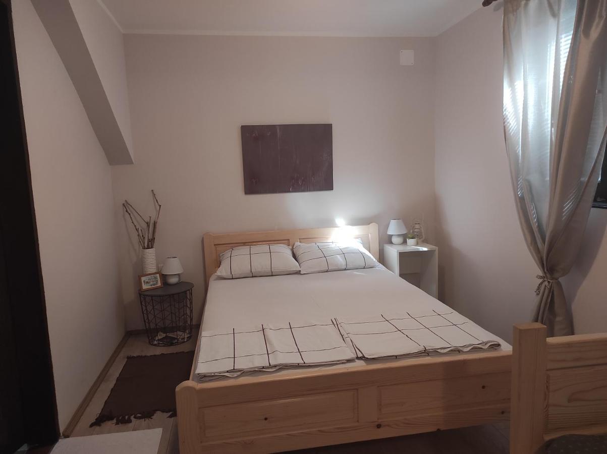 Hostelche Guest House Smederevo Exterior photo