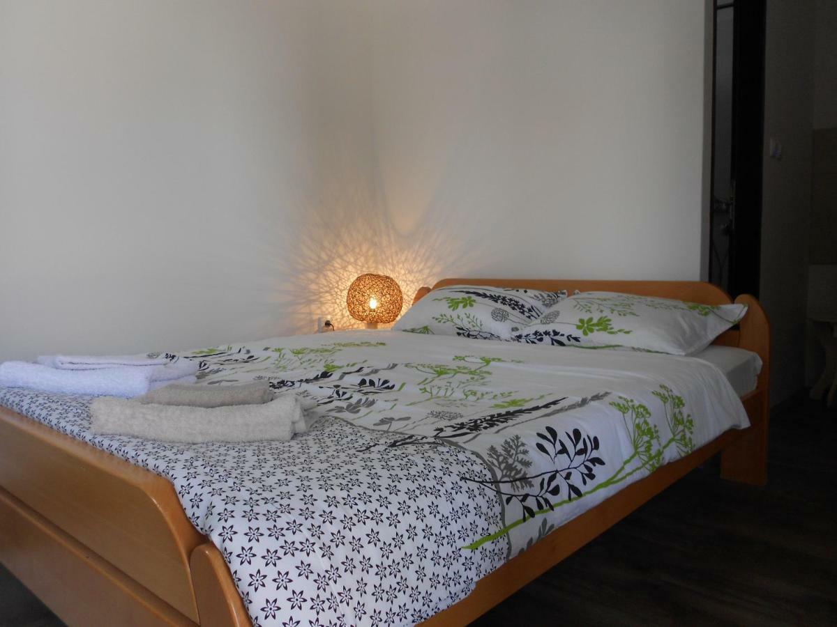 Hostelche Guest House Smederevo Exterior photo